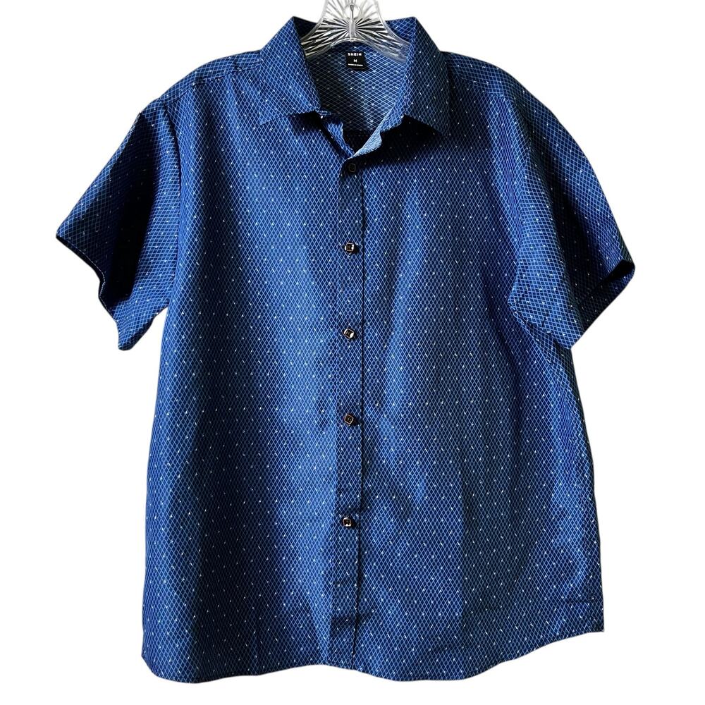 2/$15 Shein‎ Blue Diamond Print Short Sleeve Button Front Shirt M (2691)
